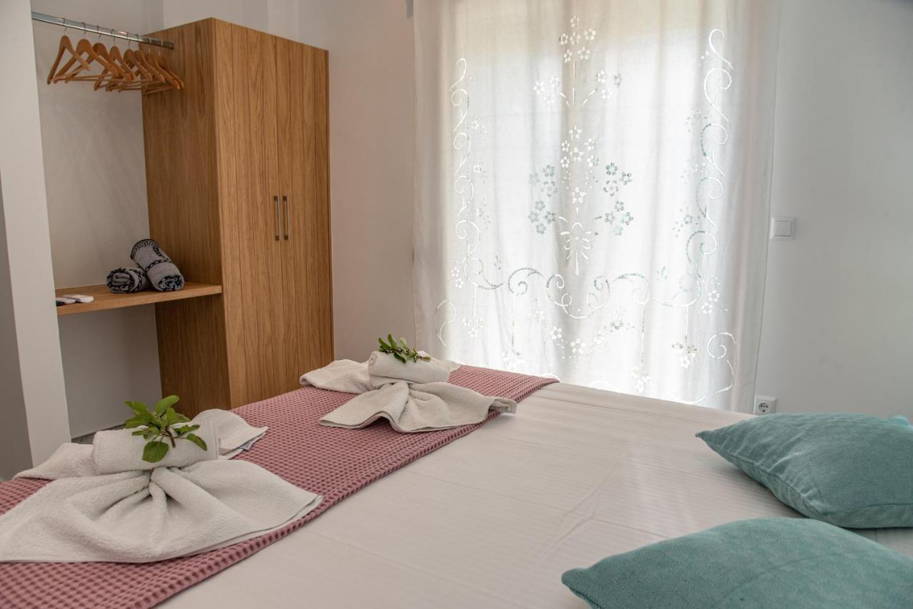 פאלאוקסטריצה Nausika Rustic Cottage מראה חיצוני תמונה