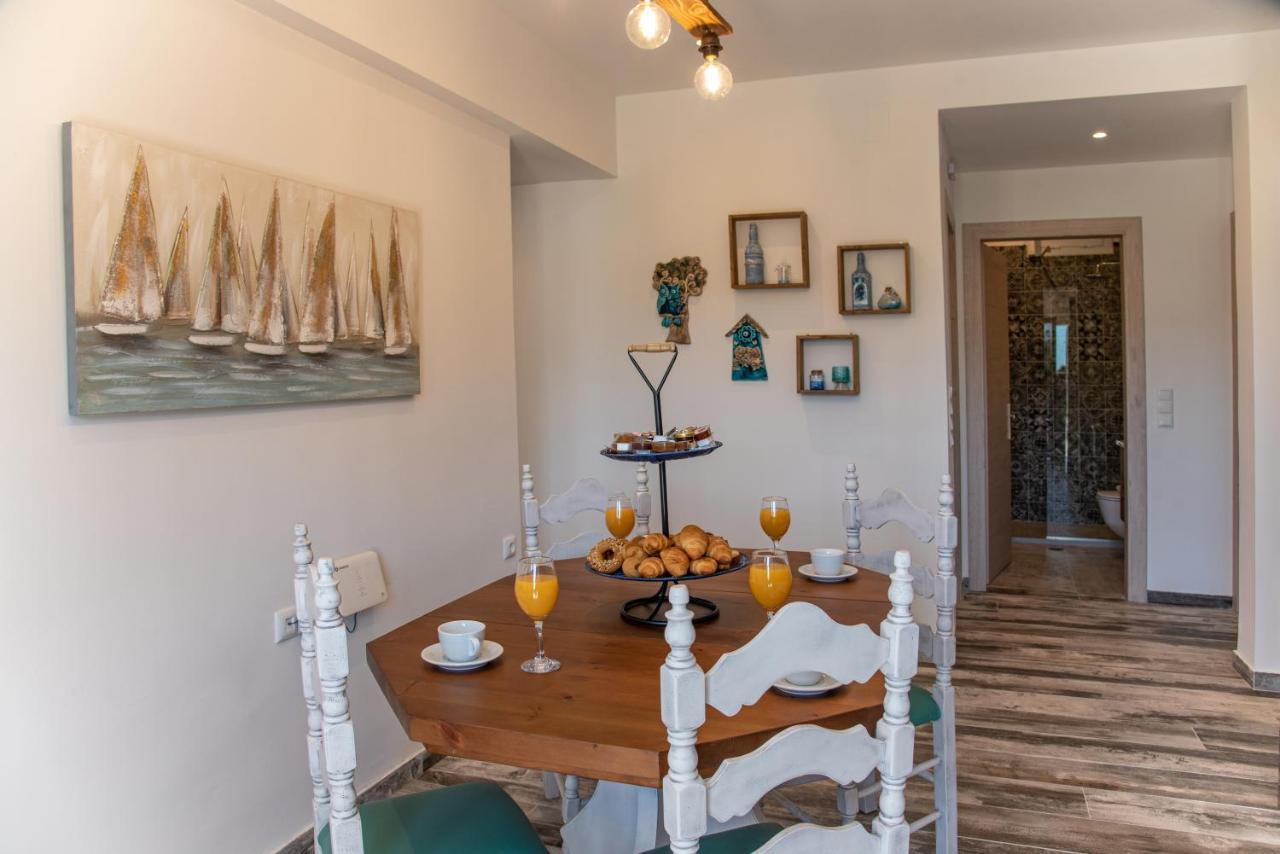 פאלאוקסטריצה Nausika Rustic Cottage מראה חיצוני תמונה