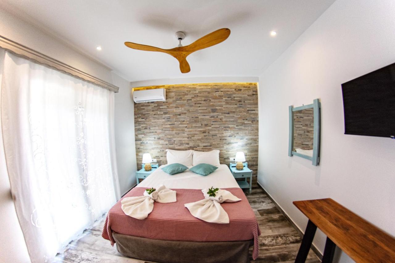 פאלאוקסטריצה Nausika Rustic Cottage מראה חיצוני תמונה